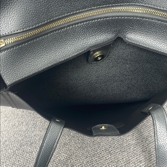 Tahari Gray Tote Bag with Classic Minimalist Design - Picture 8 of 16